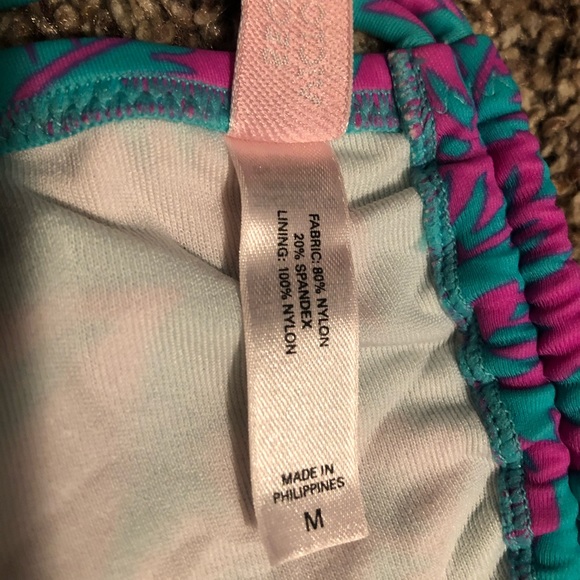 🌞🌸🏝 Victoria’s Secret Tropical Print Bikini Top - Picture 8 of 9